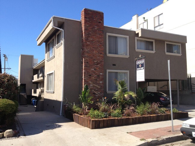 Foto del edificio - 1745 Colby Ave