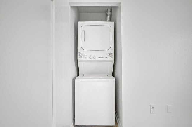 Building Photo - Residences at the Med