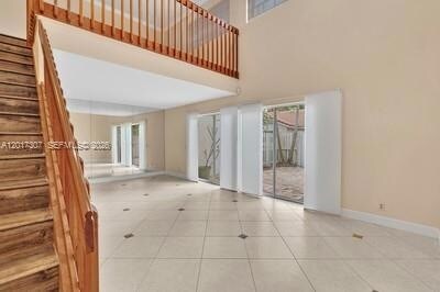 Foto del edificio - 1395 Cottonwood Cir