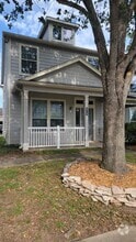 Building Photo - 9714 Coyote Creek Dr