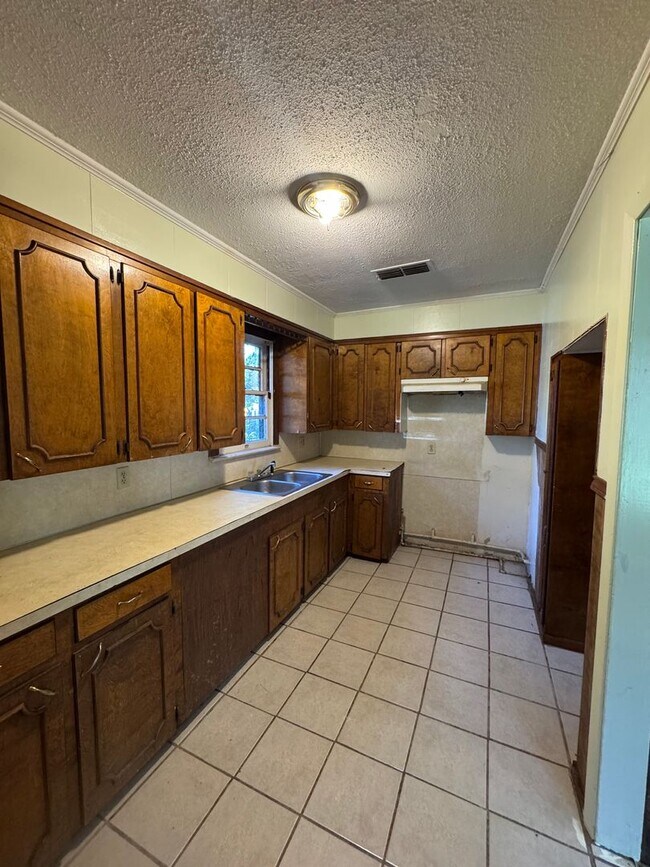 Foto del edificio - Cute 2 bedroom home in Caddo Heights
