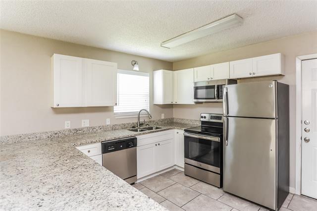 Foto del edificio - 6408 Donna Ln