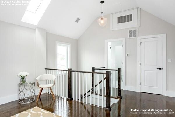 Building Photo - 9 Brook St