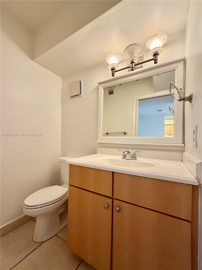 Foto del edificio - 10875 SW 112th Ave