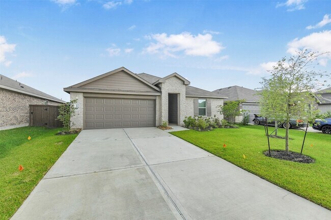 Building Photo - 14980 Timber Pnes Dr