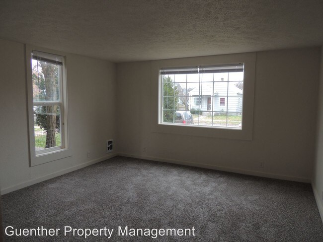 Foto del edificio - 2022 W College Ave