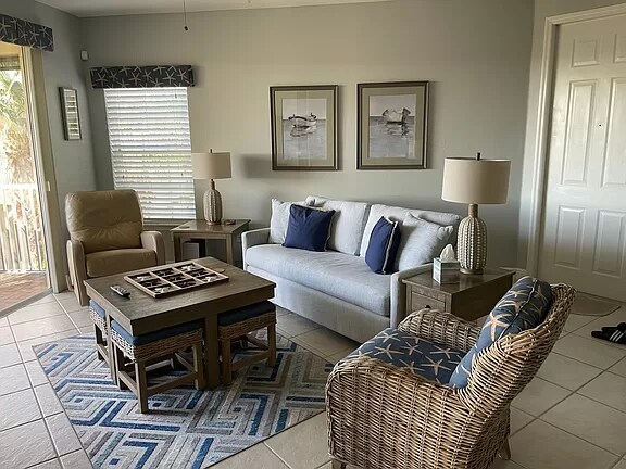Building Photo - 1320 Sweetwater Cove