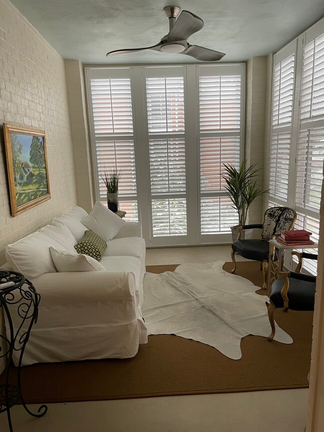 2110 Stephenson Ave SW Unit 10, Roanoke, VA 24014 Condo for Rent in Roanoke, VA