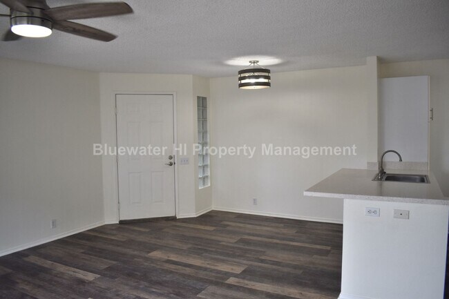 Foto del edificio - Desirable 2/2/2 Sun Rise Townhome (Ewa Beach)
