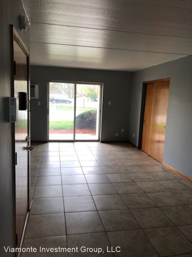 Foto del edificio - 18305 Exchange Ave