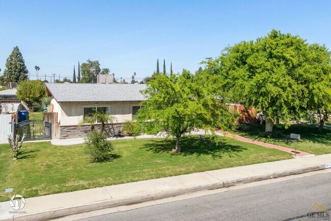 Building Photo - 757 Domingo Dr