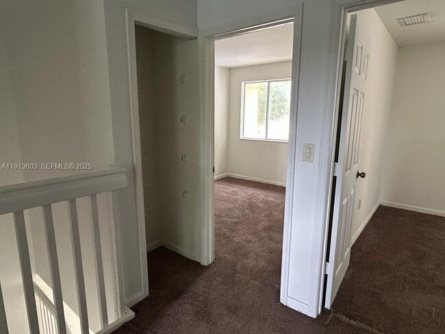 Building Photo - 2851 SE 15th Rd