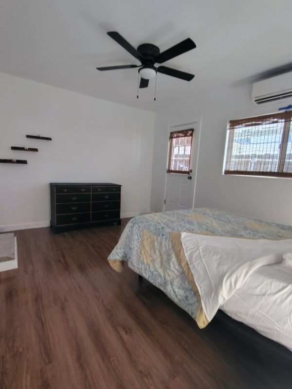 Building Photo - 2447 Bancroft Dr