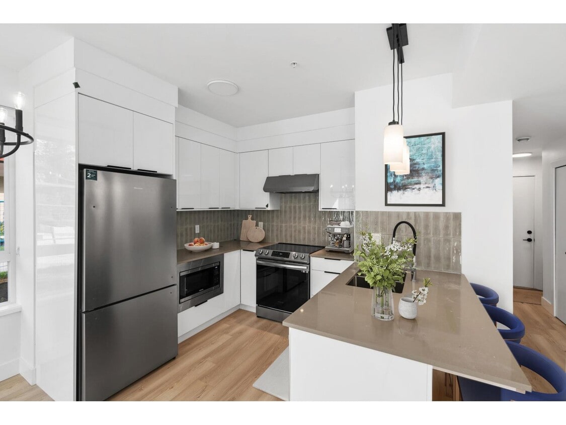 Photo principale - 18855-72 72 Ave