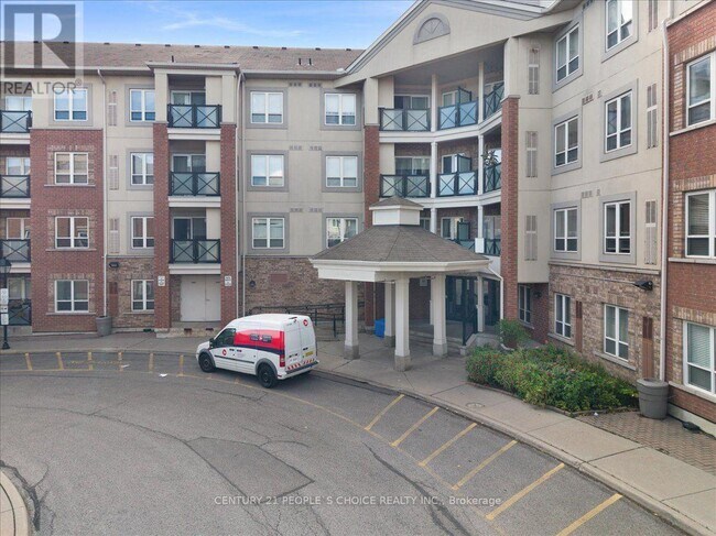 Building Photo - 60 Mendelssohn St