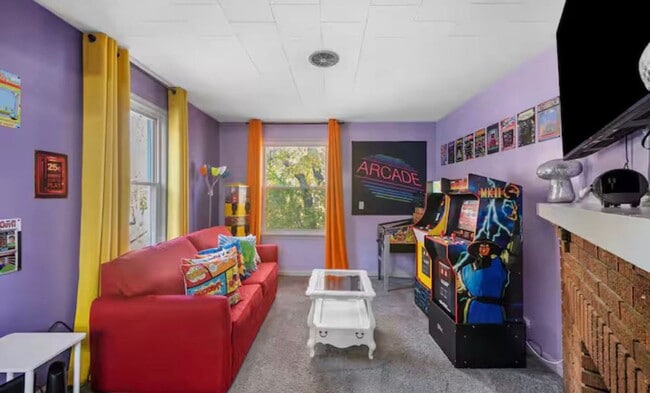 Foto del edificio - 9519 Preston Ave