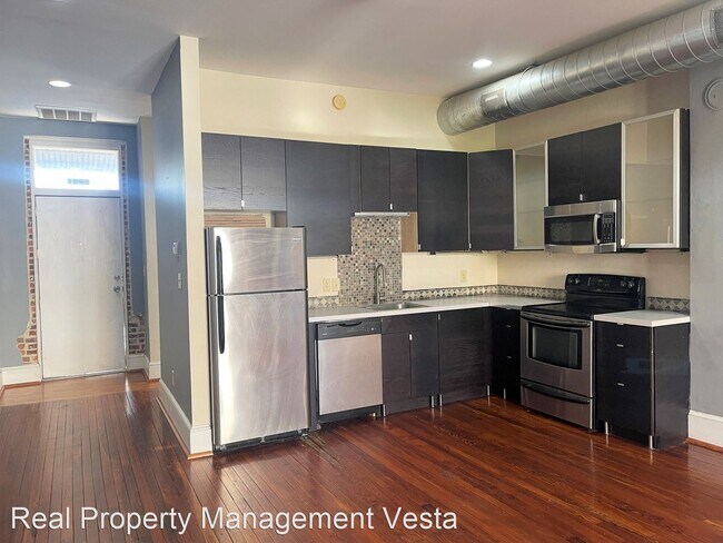 Building Photo - Studio, 1 bath House - 522-B Second Street