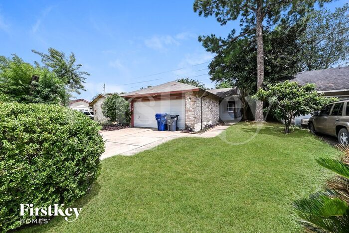 Foto principal - 6316 Porterway Dr