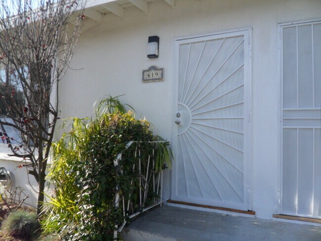 Foto del edificio - 419 Pacific St