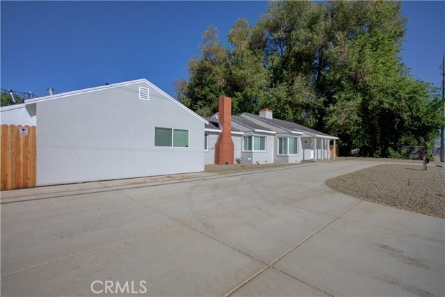 Building Photo - 1321 N Carpenter Rd