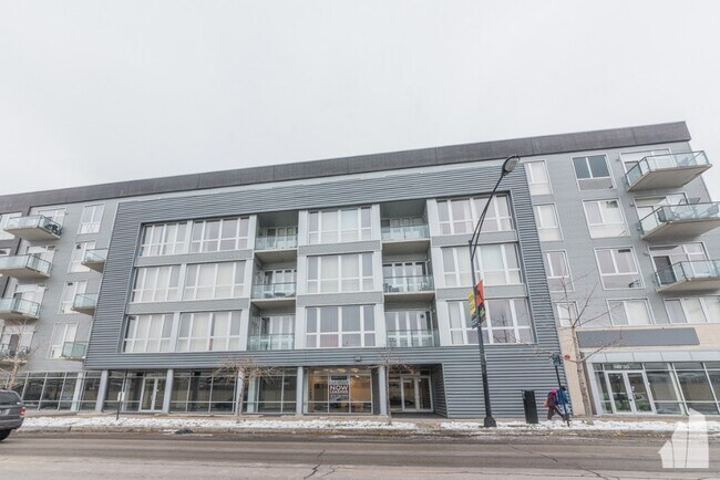 Foto del edificio - 4718 N Kimball Ave