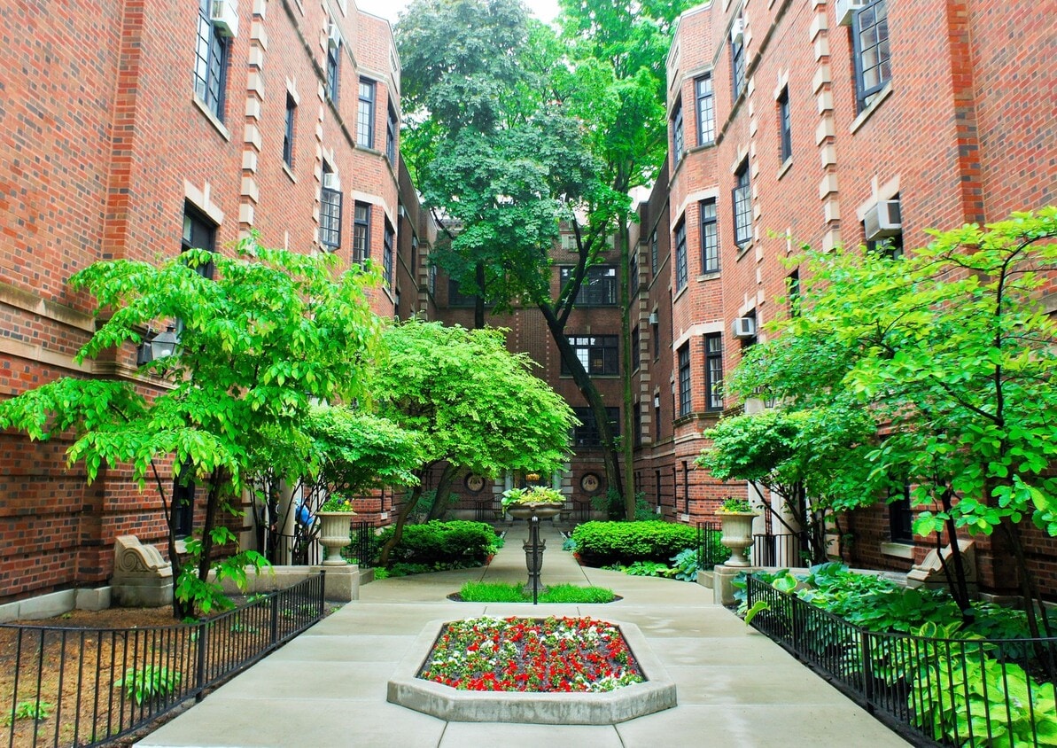 Primary Photo - 507 W Aldine Ave