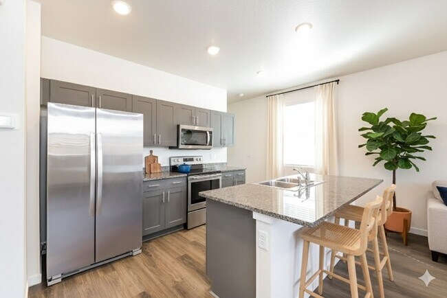 Building Photo - 13561 Oneida Ln