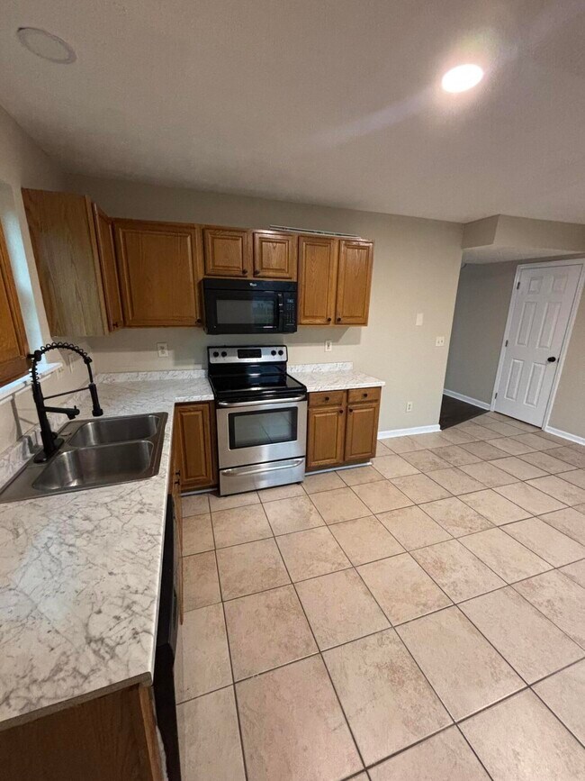 Foto del edificio - 2708 Hayden Park Ln