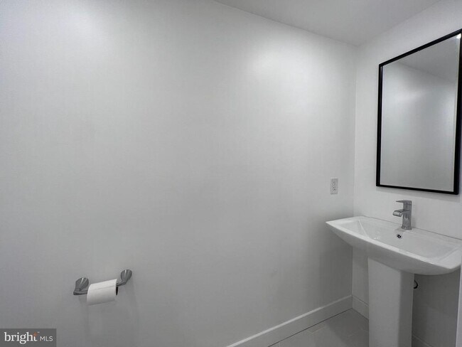 Foto del edificio - 2622 W Somerset St