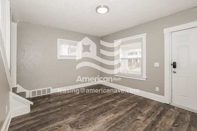 Foto del edificio - 4907 Gifford Ave