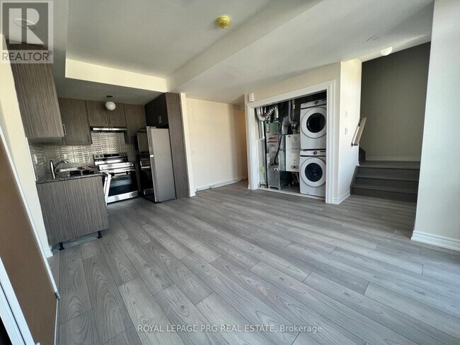 Building Photo - 30 Halliford Pl
