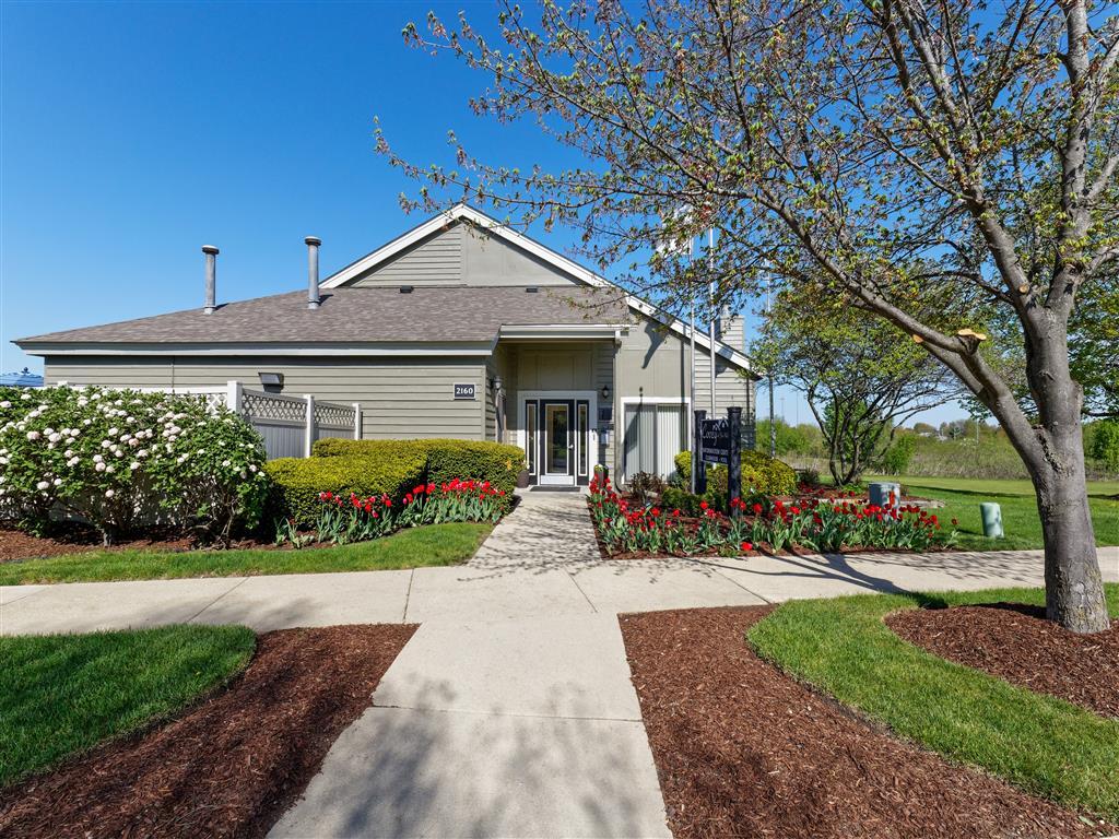 Covey At Fox Valley Apartments