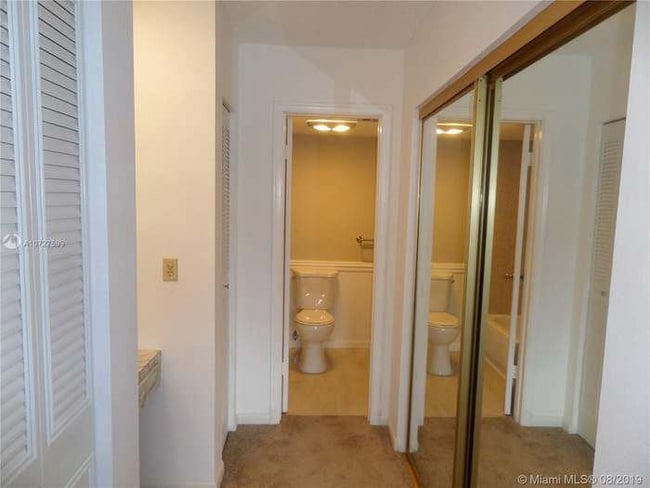 Foto del edificio - 4851 NW 21st St