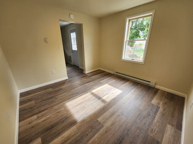 Building Photo - 383-385 Tolbert Avenue
