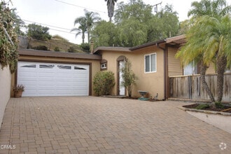Building Photo - 313 Grandview Cir