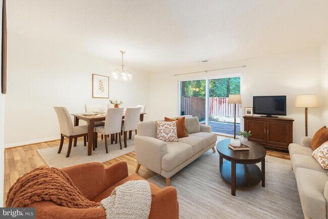 Foto del edificio - 2232 Southgate Square