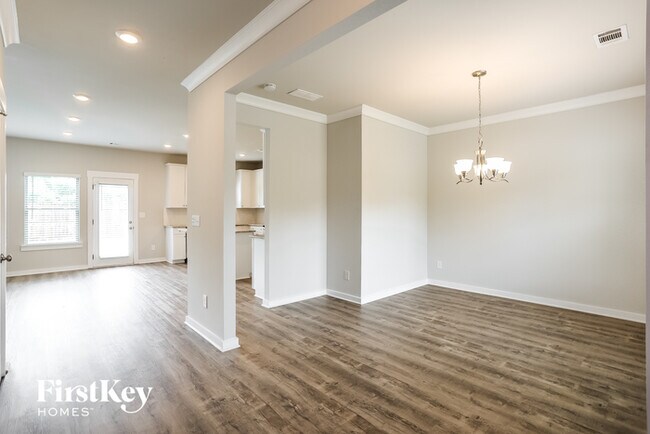 Building Photo - 3200 Camden Ct
