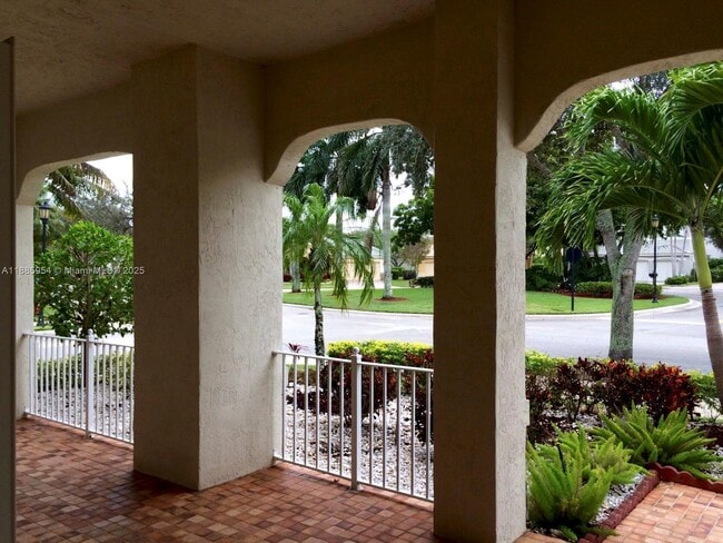 Building Photo - 4407 Laurel Ridge Cir
