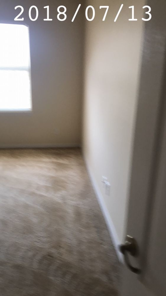 Building Photo - 1055 Venetian Dr 205