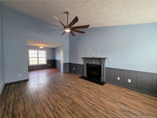 Foto del edificio - 4716 Cedar Pass Dr