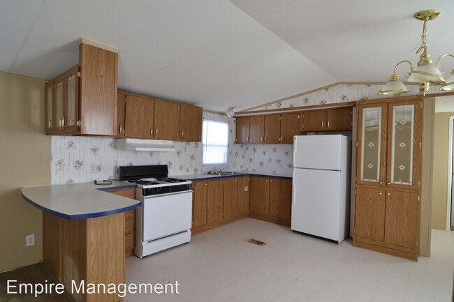 Building Photo - 3 br, 2 bath House - 3725 W. Curly Horn Rd #2