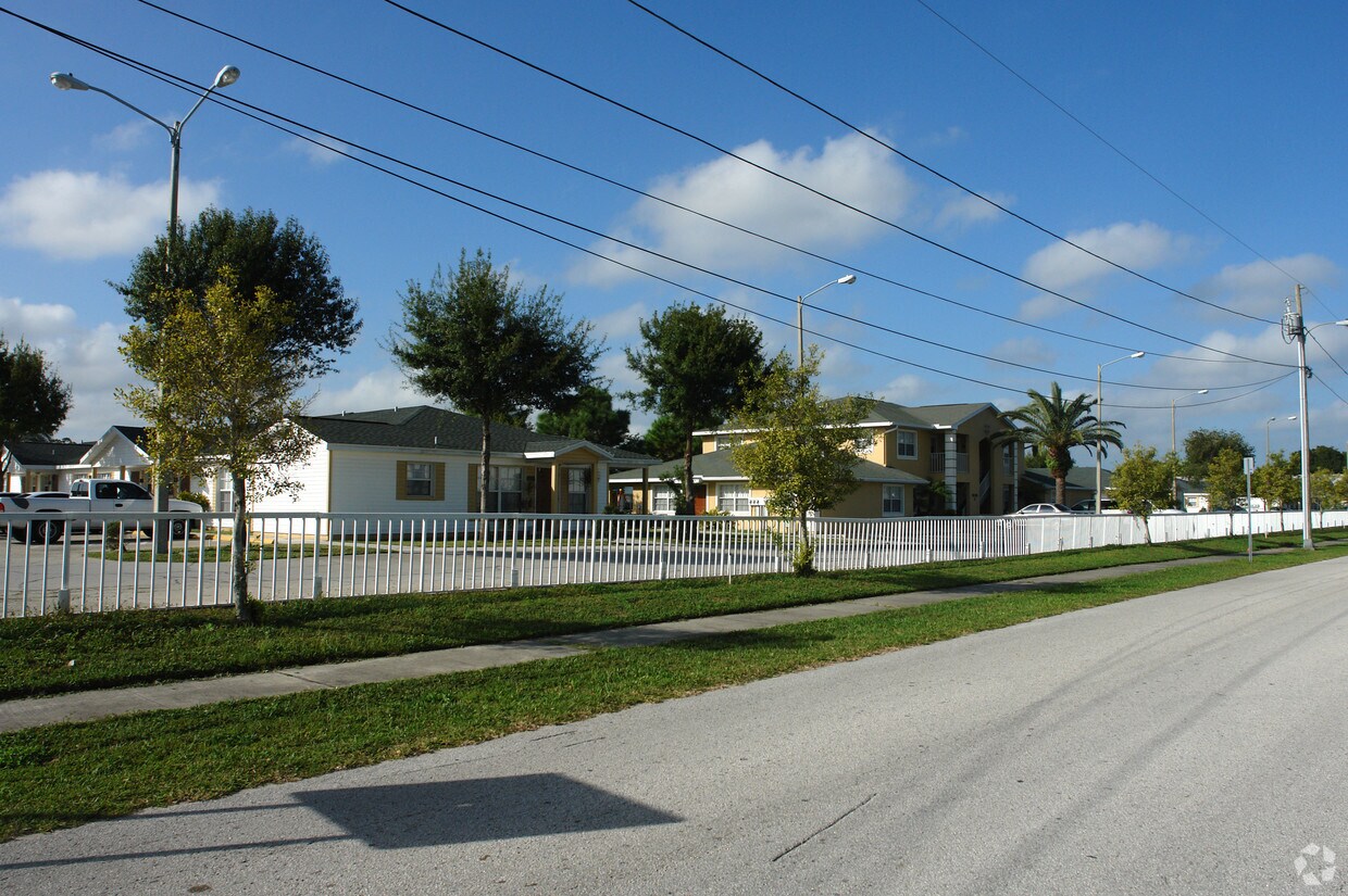 Mariner Village Apartments Pinellas Park, FL