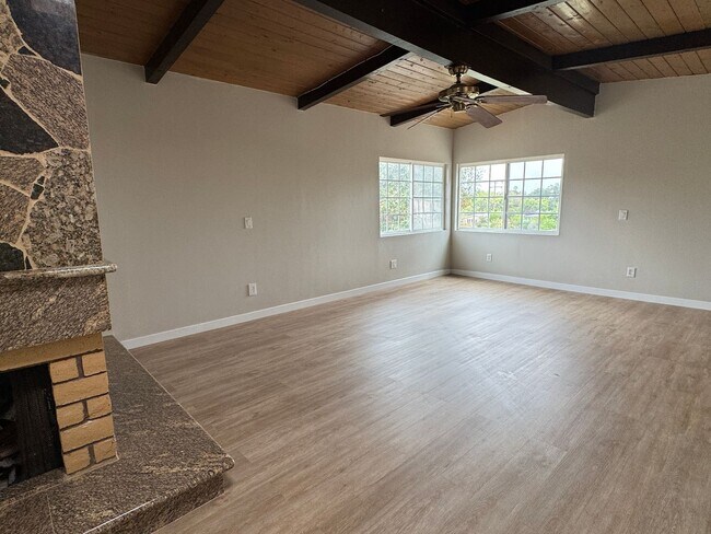 Foto del edificio - Rural 3 bedroom home in Newbury Park
