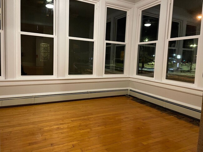 Foto del edificio - 628 Jefferson St
