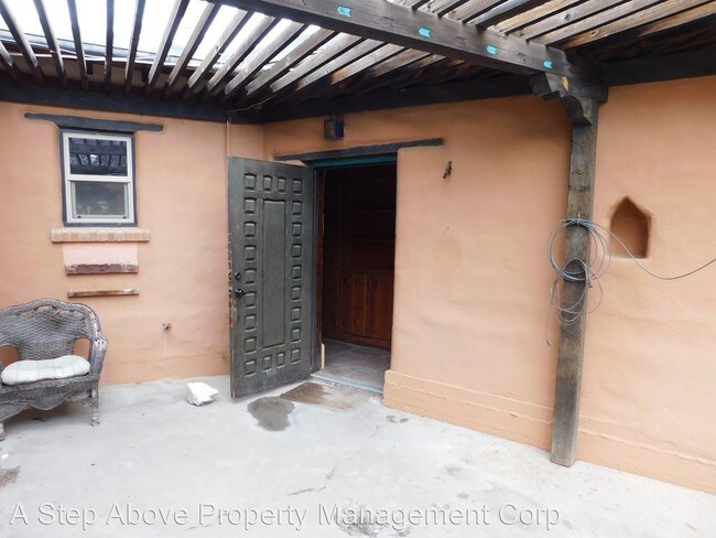 Building Photo - 3 br, 2.5 bath House - 181 Little Park Road