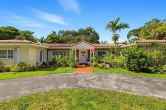 Building Photo - 3300 Segovia St