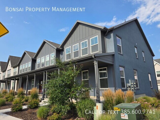 Building Photo - 11723 S Leander Dr