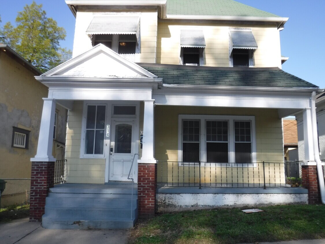 314 N 17th St Unit 2, Saint Joseph, MO 64501 314 N 17th St Saint