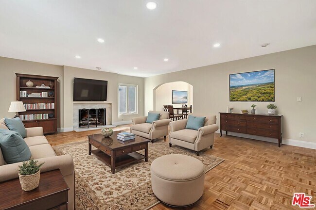 Foto del edificio - 16608 Park Ln Cir