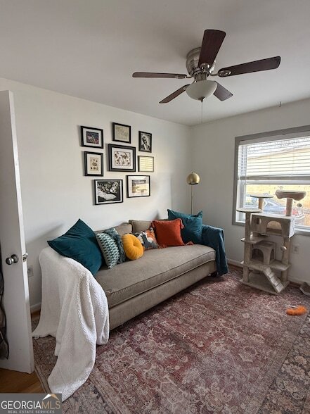 Foto del edificio - 575 Flat Shoals Ave SE